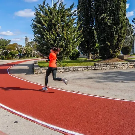 Karmela アパート ザダル