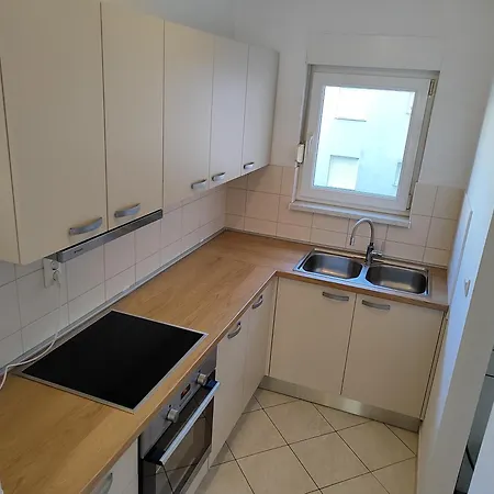 Appartement Karmela