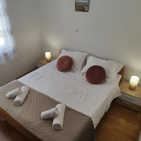Appartement Karmela