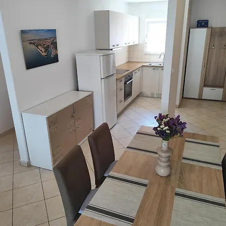 Karmela Appartement Zadar